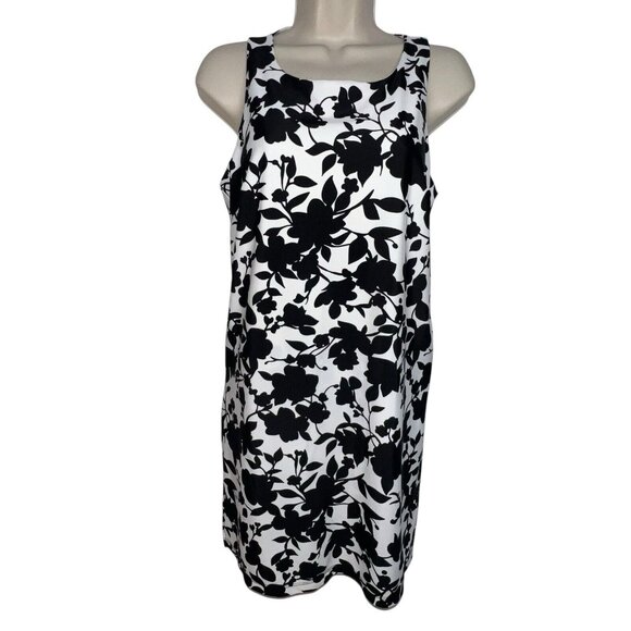 GINGY’S SUMMER SKORT DRESS BLACK AND WHITE FLORAL WOMEN SIZE MEDIUM RACERBACK - Picture 1 of 10